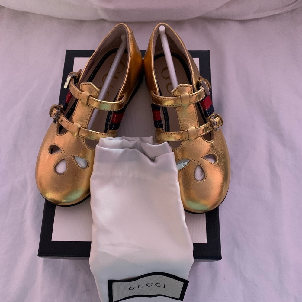 Toddler leather metallic shoe